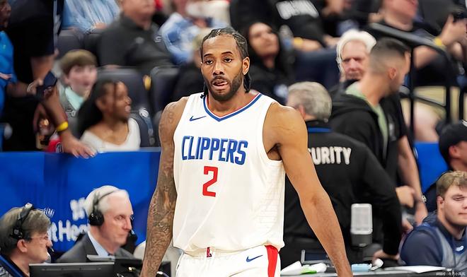 快船逆转步行者裁判争议引热议 伦纳德28分显领