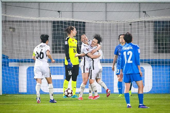 武汉女足亚冠八强战惨遭4球横扫 创队史最大比分