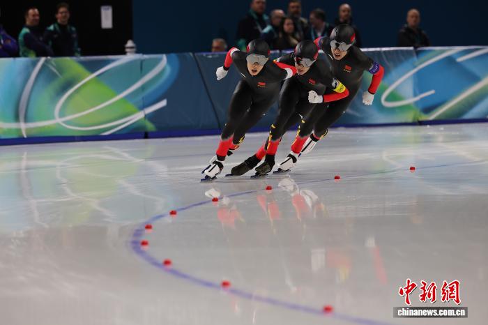 米兰冬奥会速度滑冰男子团体追逐赛中国队摘铜