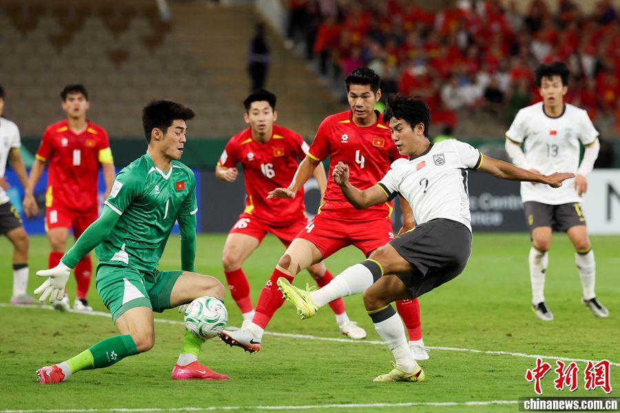 酣畅淋漓！中国U23队3-0击败越南U23队，挺进决赛