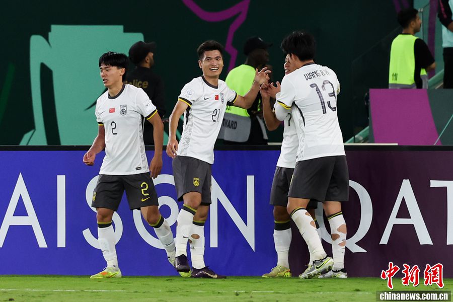 酣畅淋漓！中国U23队3-0击败越南U23队，挺进决赛