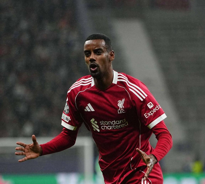 利物浦前锋伊萨克复出备战欧冠大战，助球队重