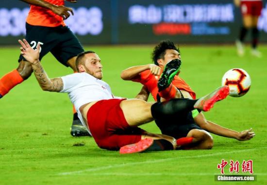 资料图：阿瑙托维奇在2019赛季中超比赛中。中新社记者 张畅 摄